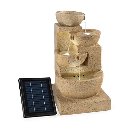 Blumfeldt Korinth Zierbrunnen - Gartenbrunnen, stimmungsvolles Wasserspiel, Solarbetrieb, 3 Watt Solar LED, Pumpe, 4 Etagen, 250 l/h Wasserfluss, Innen- oder Außenbereich, Sandsteinoptik von blumfeldt