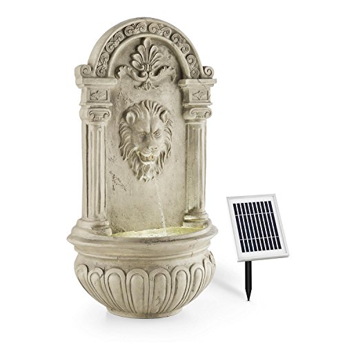blumfeldt Löwenstein Gartenbrunnen mit LED-Beleuchtung - Löwenkopf Edition, Wandbrunnen antik, Zierbrunnen, Outdoor, Solarpanel, Akku: 2000 mAh, Dämmerungssensor, Naturstein-Optik, grau von blumfeldt