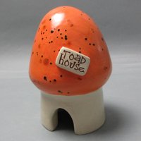 Krötenhaus | Mehrfarbig Krötenhaus | Mehrfarbig von bmwpottery