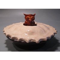 Pie Owl Dekorativer Torten-Vogel Pie Owl Dekorativer Torten-Vogel von bmwpottery