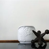 Manfred Frey Für Ak Kaiser Bisquit Op-Art Relief Vase von boSwedishStyle
