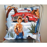 Freche Pin Up Kissen - Yee-Haa-Blau von bobbinandbaste