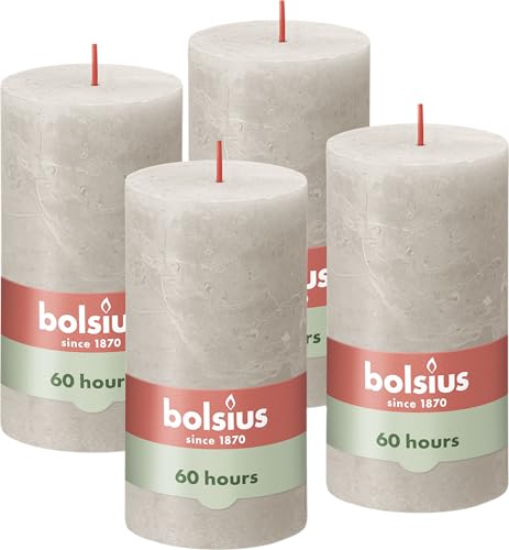 Bolsius Rustik Stumpenkerzen - Hellgrau - Set 4 Stück - Dekorative Haushaltkerzen - Länge Brenndauer 60 Stunden - Unparfümierte - Natürliches Pflanzenwachts - Ohne Palmöl - 13 x 7 cm von bolsius