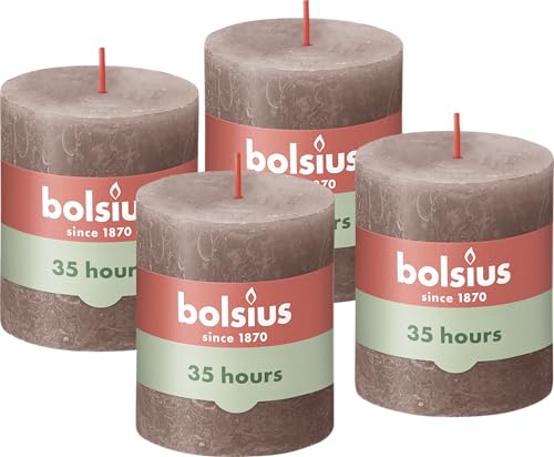 Bolsius Rustik Stumpenkerzen - Hellgrau - 4 Stück - 8 x 7 cm - Dekorative Haushaltkerzen - Länge Brenndauer 35 Stunden - Unparfümierte - Natürliches Pflanzenwachs - Ohne Palmöl Bolsius Rustik Stumpenkerzen - Hellgrau - 4 Stück - 8 x 7 cm - Dekorative Haushaltkerzen - Länge Brenndauer 35 Stunden - Unparfümierte - Natürliches Pflanzenwachs - Ohne Palmöl von bolsius