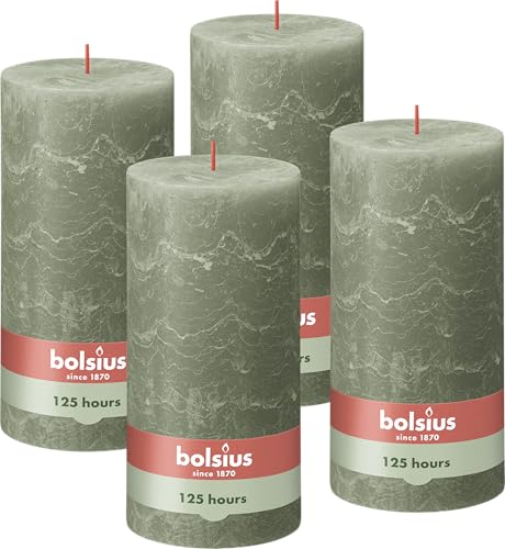 Bolsius Rustik Stumpenkerze XXL - Grün - 4 Stück - 20 x 10 cm - Deko Haushaltskerzen - Länge Brenndauer 125 Stunden - Geruchlos - Enthält Natürliches Pflanzenwachs - Ohne Palmöl Bolsius Rustik Stumpenkerze XXL - Grün - 4 Stück - 20 x 10 cm - Deko Haushaltskerzen - Länge Brenndauer 125 Stunden - Geruchlos - Enthält Natürliches Pflanzenwachs - Ohne Palmöl von bolsius