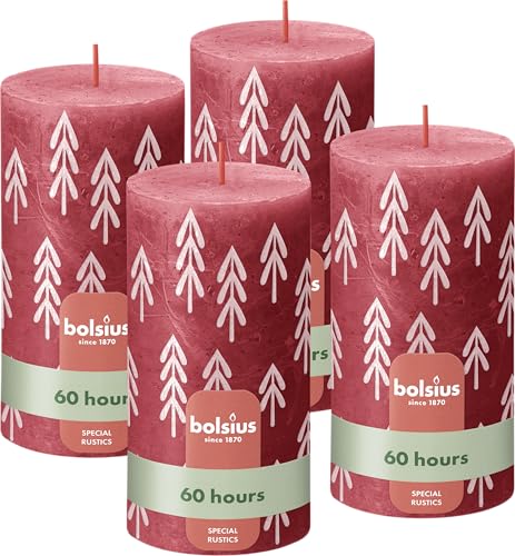 Bolsius Rustikale Stumpenkerzen Silhouette - Rot mit Aufdruck - 4 Stück - 13 x 7 cm - Lange Brenndauer - Haushaltskerze - Enthält Natürliches Pflanzenwachs - Ohne Palmö von bolsius