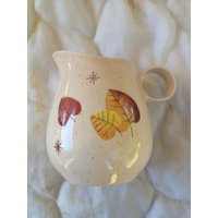 Vernonware Steingut Creamer in Sherwood Muster Von Metlox Kalifornien von bonzaisantiquities