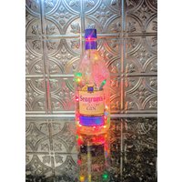 Seagram's Extra Dry Gin Schnaps Flaschenlicht, Funkelndes Nachtlicht, Flaschenlampe, Einweihungsgeschenk, Bar Dekor, Spielzimmer, Manneshöhle von booklooks