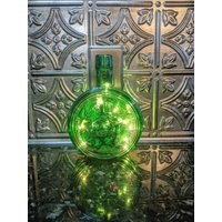 Vintage Wschnitte Karneval Glas Dwight "Ike" Eisenhower Irisierende Grüne Flasche Licht, Nachtlicht, Flaschenlampe, Einzigartiges Geschenk Vintage Wschnitte Karneval Glas Dwight "Ike" Eisenhower Irisierende Grüne Flasche Licht, Nachtlicht, Flaschenlampe, Einzigartiges Geschenk von booklooks