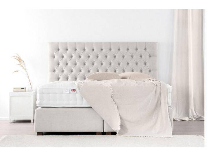 Boxspringbett HARMONY 200x200 cm - verschiedene Farben und Bezüge verfügbar - mit Matratze - mit Chesterfield-Knüpfung am Kopfteil von boxspringliebe