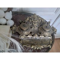 So Elegant Brocante Schreibzeug Tintenfass Schreibtisch Ablage Messing Historismus Stil 2. Hälfte 20. Jhd Massiv Schöne Patina von brocantemonamour