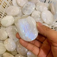 1Pc Blue Moonstone Palm Stone - High Quality Polished Worry With Iridescent Sheen, Calming Pocket Crystal, Healing Gift von brosscrystal