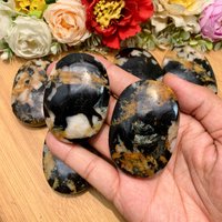 1Pc Natural Yellow Tourmaline & Black Mica Palm Stone｜Raw Crystal Specimen For Emotional Healing｜Pocket Worry Stone｜Unique Housewarming Gift von brosscrystal