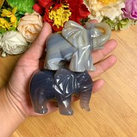 Agate Elephant Carving, Healing Crystal, Crystal Animal Sculpture, Energy Stone Elephant, Carvings, Gifts von brosscrystal