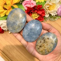 Celestite & Olive Stone Polished Palm - Beautifully Palm For Energy Healing, Thoughtful Gift Wellness Enthusiasts von brosscrystal