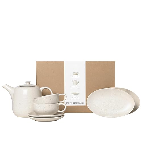 Broste Copenhagen Nordic Vanilla Teeset für Zwei in der Farbe Beige, aus Steingut gefertigt, Spülmaschinen– und mikrowellenfest, 80019827 von broste Copenhagen