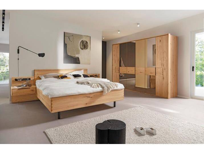 Schlafzimmer KUFSTEIN in Front Asteiche bianco massiv von busswohnen