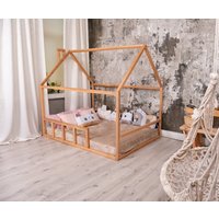 Kinderbett Indoor Spielplatz Holz Bett Montessori Kinderzimmer Dekor Unikat Bett von busywood