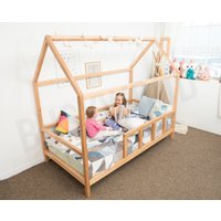 Kinderbett, Kleinkindbett, Holzhaus, Kinderbett Ideen, Kinderzimmer, Spielzimmer, Full-Size-Bett, Einzelbett, Bettrahmen von busywood