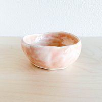 Leichte Pfirsich Schale, Keramik-Prise-Topf, Handgefertigte Keramik, Geschenk Für Sie, Desktop-Dekor, Snackschale, Schmuckhalter, Pastellfarbe von calieandco