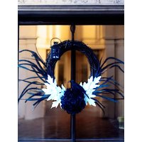 Gothic Rabe Halloween Kranz Gruselige Schwarze Krähe Mit Hortensien, 65cm Türkranz Gothic Rabe Halloween Kranz Gruselige Schwarze Krähe Mit Hortensien, 65cm Türkranz von capthelenwreaths