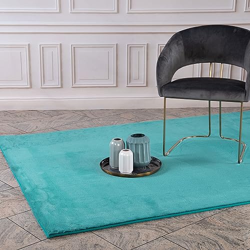 Hochflor Teppich Wohnzimmer - Einfarbig Petrol - 160x230 cm - Super Soft Polyester, Samtig-Flauschiger Flor - Fell-Teppiche für Schlafzimmer, Esszimmer, Arbeitszimmer von carpet city