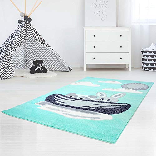 carpet city Kinderteppich Bueno mit Tieren Hase Waschbär in Mint-Türkis mit Konturenschnitt für Kinderzimmer; Größe: 140x200 cm von carpet city