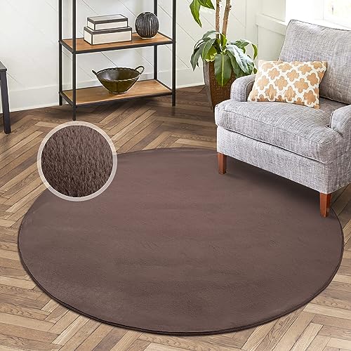 carpet city Hochflor Teppich Wohnzimmer - Einfarbig Dark Taupe - 120x120 cm Rund - Super Soft Polyester, Samtig-Flauschiger Flor - Fell-Teppiche für Schlafzimmer, Esszimmer, Arbeitszimmer von carpet city