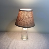 Runde Große Flaschenlampe Aus Klarglas Befüllbar Bei Tisch Runde Große Flaschenlampe Aus Klarglas Befüllbar Bei Tisch von cassieschmidt