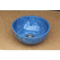 Kleines Aufsatzwaschbecken Kleines Aufsatzwaschbecken von ceramikaLukasGreen