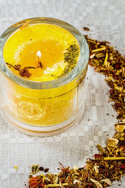 ZARYA Chakra–Duftkerze aus Bio-Stearin von ZARYA