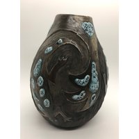 Coole Vintage Keramik Vase 1978 Mit Lustiger Eidechse/Geckos Design - Signiert Made in Canada von chochke