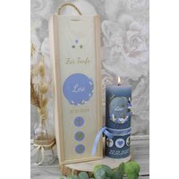 Set Leo Taufkerze Rustik Und Kerzenbox Mit Name Personalisiert Echtwachsverzierung Kerze Taufe 2729 Set Leo Taufkerze Rustik Und Kerzenbox Mit Name Personalisiert Echtwachsverzierung Kerze Taufe 2729 von christkerzen