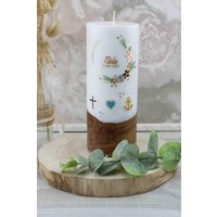 Taufkerze Nele Mit Echtem Holz Junge Oder Mädchen Name Und Datum, Individuell Handverziert 2731 von christkerzen