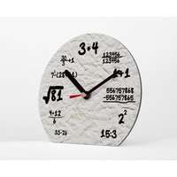 Kleine Tischuhr Mit Besonderem Motiv - Mathe Nerd Zahlen Und Rechnungen 15cm Leises Uhrwerk Geschenk Für Coole Lehrer Innen von clauspeter