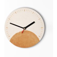 Kleine Wanduhr 15 cm - Moon Braun Beige Boho Color Süße Deko Im Natürlichen Stil Pinsel Optik Uhrwerk Leise Handgemacht von clauspeter
