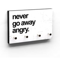 Schlüsselbrett Mit Reminder - Never Go Away Angry Besser Nicht Im Streit Auseinandergehen Antistreit Liebe Und Versöhnung Typo Style Schlüsselbrett Mit Reminder - Never Go Away Angry Besser Nicht Im Streit Auseinandergehen Antistreit Liebe Und Versöhnung Typo Style von clauspeter