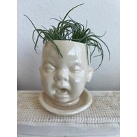 Scremen Baby Keramik Puppe Pflanzgefäß - 13 cm von clayflower22