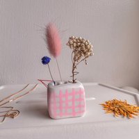 Kawaii Kleine Vase/Schreibtisch Dekor Mini Süßes Miniatur-Liebhaber Geschenk Handbemalte Knospe Handgeformte von clayousomuch