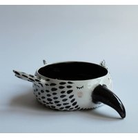 Verschlafene Rabenschale - Keramik Krähenschale, Übertopf von coceramicsstudio