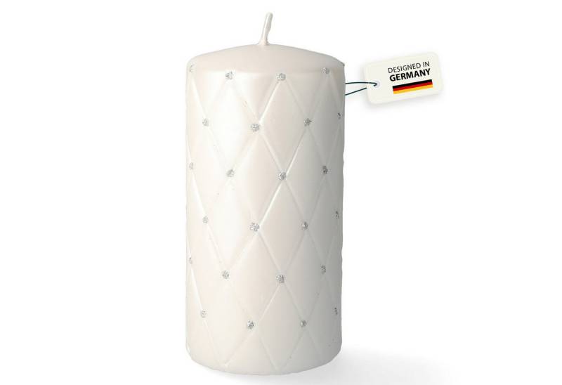 coco+cozy Stumpenkerze Tosca mit Diamant-Optik Ø 7cm x 14cm, 84 h Brenndauer, weiß coco+cozy Stumpenkerze Tosca mit Diamant-Optik Ø 7cm x 14cm, 84 h Brenndauer, weiß von coco+cozy
