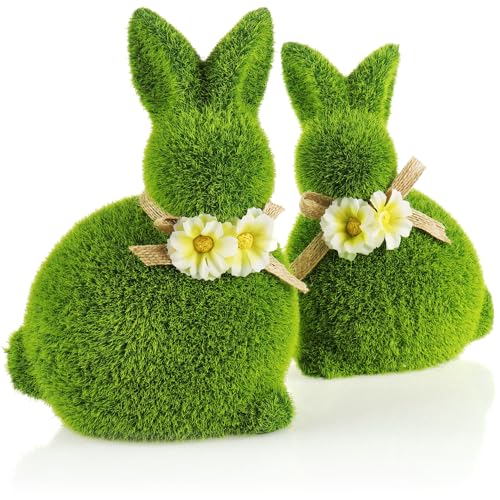 com-four® 2X Dekofigur - Osterhase mit Schleife und Blumen - grüne Hasenfigur aus Keramik - Dekofiguren für Frühling und Ostern - Hasenpaar mit Kunst-Gras überzogen - Osterdeko (2 x Hase-20 cm) von com-four