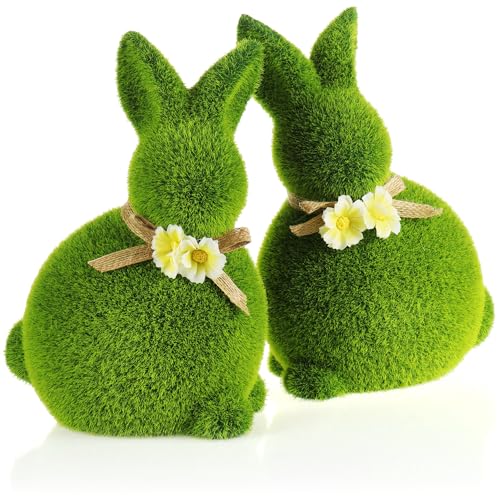 com-four® 2X Dekofigur - Osterhase mit Schleife und Blumen - grüne Hasenfigur aus Keramik - Dekofiguren für Frühling und Ostern - Hasenpaar mit Kunst-Gras überzogen - Osterdeko (2 x Hase-23 cm) von com-four