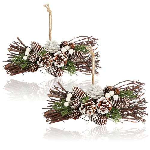 com-four® 2X Weihnachtsgesteck - Zapfen, Zweige und glitzernde Beeren als dekorativer Wandschmuck - handgemachtes Blumenarrangement als Winter-Hängedekoration für Fenster und Tür (2 Stück - Gesteck) von com-four