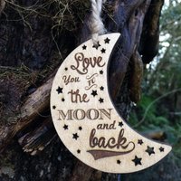 Personalisiertes Mondschild Aus Holz "Love You To The Moon', Kinderzimmerdekoration von cornishwhispers1