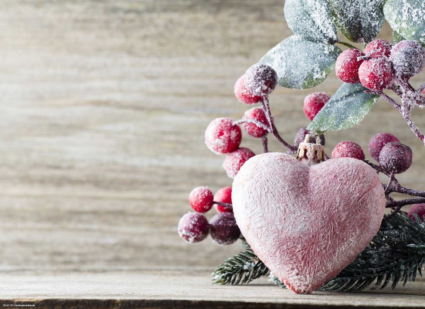 Platzset Tischsets I Platzsets abwaschbar - Weihnachten - Verschneites Herz und Zweige - aus erstklassigem Vinyl (Kunststoff – BPA-frei) - 4 Stück - 44 x 32 cm - rutschfeste Tischdekoration, (4-St) von cover-your-desk.de