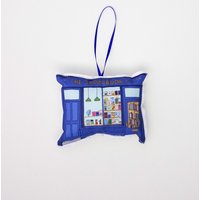 Buchladen Ornament Nixs Hill Baumschmuck, Baumschmuck Buchladen Ornament Nixs Hill Baumschmuck, Baumschmuck von creationzbycatherine