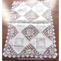 Handgesticktes Tischset Auf Leinennetz Und Weißem Schattenstich Rechteckig 30x43 Rebecca von crinolines58