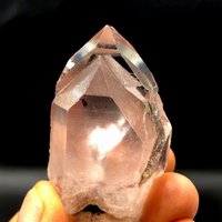 Crystal, Erdbeerkristall Pyramide Roter Kristall Silber Original Exemplar A1717 von crystal2018625