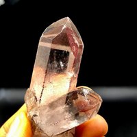Crystal, Erdbeerkristall Pyramide Roter Kristall Silber Original Exemplar A1718 von crystal2018625